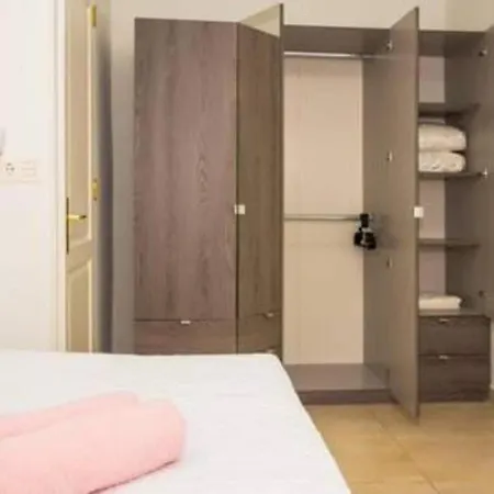 Luna Apartment