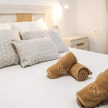 Luna Apartment