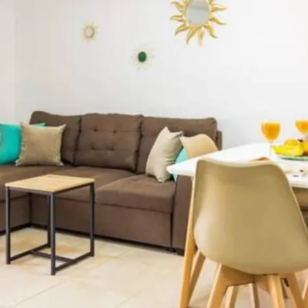 Luna Apartment Tias