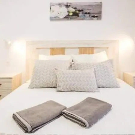 Luna Apartment Tias