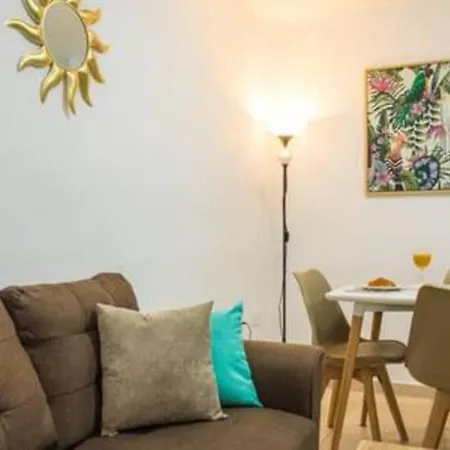 Luna Apartment *